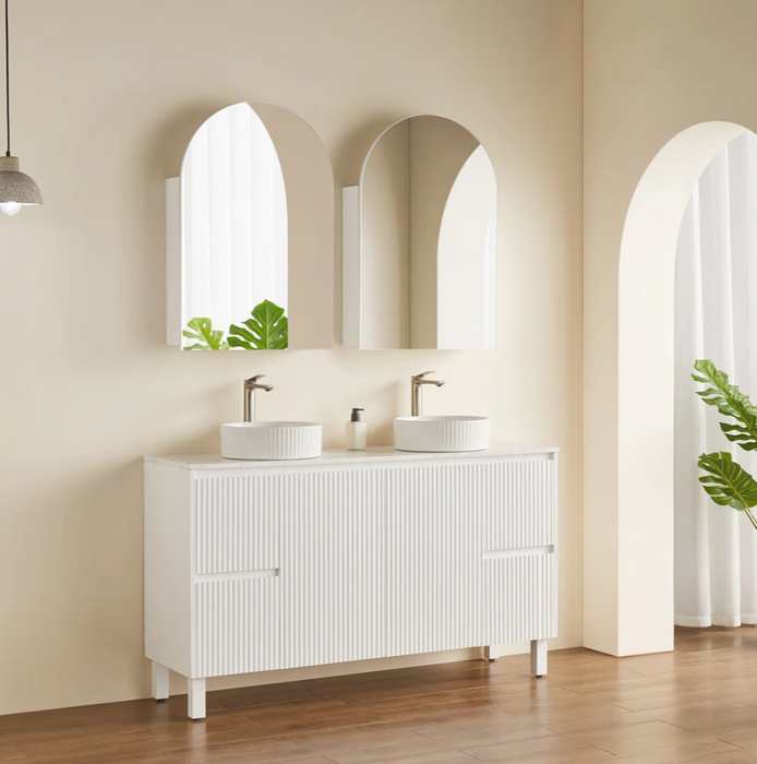 Arch Shaving Cabinet 600 x 900