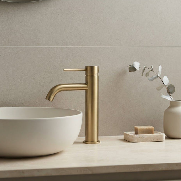 Arluno Short Basin Mixer Brushed Gold