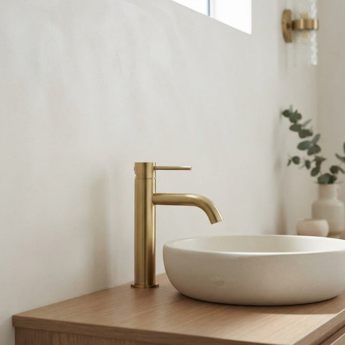 Arluno Short Basin Mixer Brushed Gold