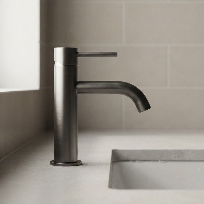 Arluno Short Basin Mixer Gun Metal