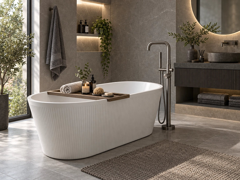 Vertico 1500 Freestanding Fluted Bathtub — Matte White